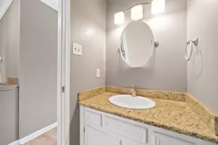 7716 Challie Ln, Houston, TX 77088 - Photo 20