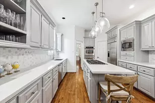 4131 Byron St, West University Place, TX 77005 - Photo 12