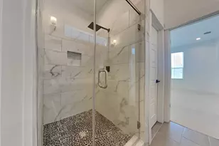 2056 Johanna Dr, Houston, TX 77055 - Photo 8