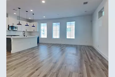 2056 Johanna Drive #F, Houston, TX 77055 - Photo 2