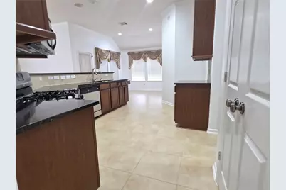 7011 Bedias Creek Court, Richmond, TX 77407 - Photo 10