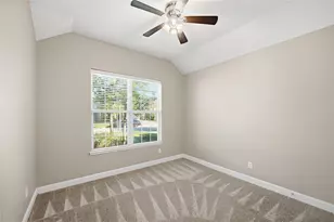 14915 Violet Willow Ct, Cypress, TX 77429 - Photo 4