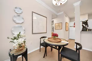 2400 McCue Rd, Houston, TX 77056 - Photo 24