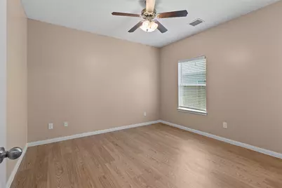 1111 Road 5102, Cleveland, TX 77327 - Photo 10