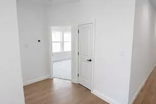 806 S Colbert St, Dayton, TX 77535 - Photo 4