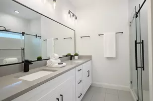 806 S Colbert St, Dayton, TX 77535 - Photo 8