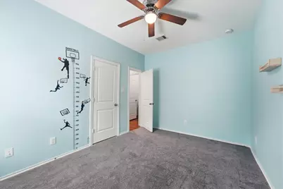 9306 Victoria Valley Court, Houston, TX 77365 - Photo 14