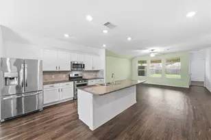 9306 Victoria Valley Ct, Houston, TX 77365 - Photo 6