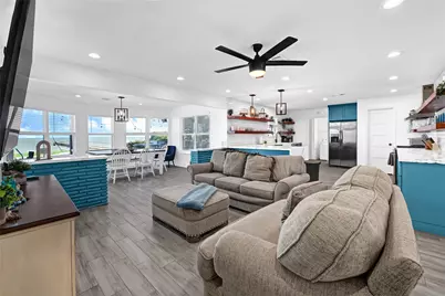8010 Ocean Drive, Beach City, TX 77523 - Photo 8