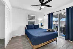 8010 Ocean Dr, Beach City, TX 77523 - Photo 12
