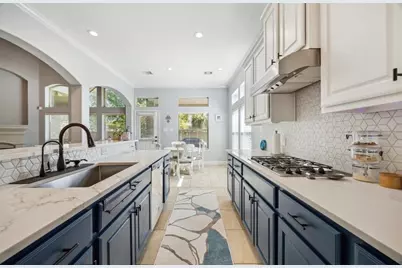 86 N Victoriana Circle, Spring, TX 77389 - Photo 8