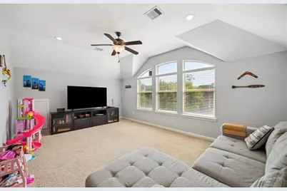 86 N Victoriana Circle, Spring, TX 77389 - Photo 16