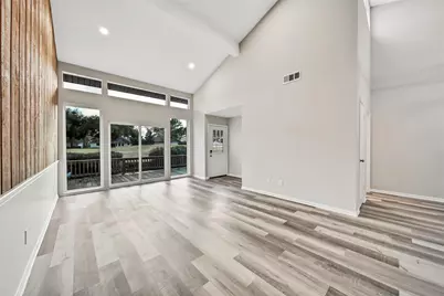 60 April Village, Conroe, TX 77356 - Photo 8