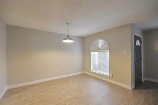 1326 Town Circle Circle, Baytown, TX 77520 - Photo 10