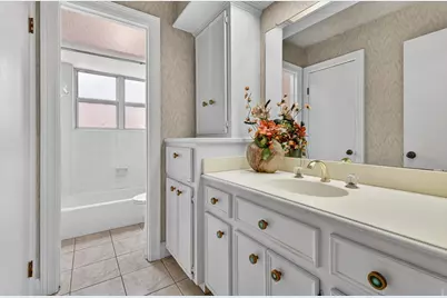 1039 Honey Hill Drive, Houston, TX 77077 - Photo 18