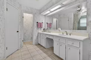 1039 Honey Hill Dr, Houston, TX 77077 - Photo 26