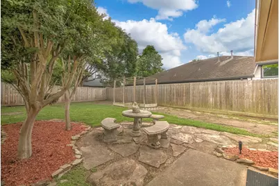 1039 Honey Hill Drive, Houston, TX 77077 - Photo 32