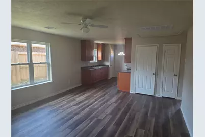 9831 Pelsey Street, Houston, TX 77029 - Photo 2