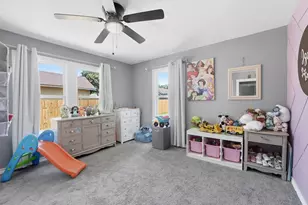9330 E Avenue L, Houston, TX 77012 - Photo 18