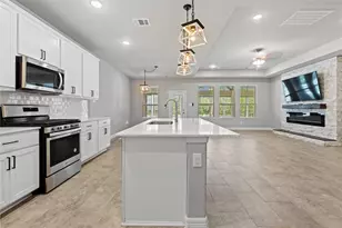 216 Elianne Lace Ct, Conroe, TX 77318 - Photo 10