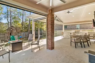 216 Elianne Lace Ct, Conroe, TX 77318 - Photo 42