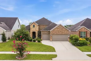 335 Kerry Bog Ln, The Woodlands, TX 77382 - Photo 1