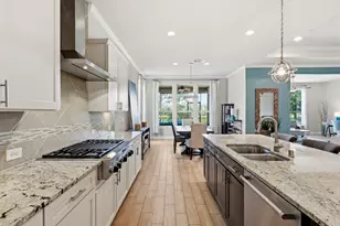 335 Kerry Bog Ln, The Woodlands, TX 77382 - Photo 12