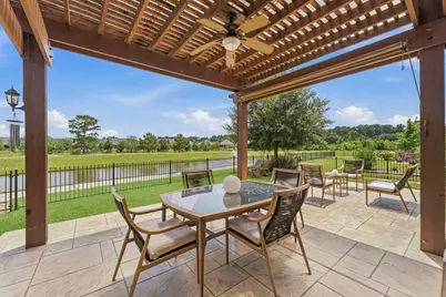 335 Kerry Bog Lane, The Woodlands, TX 77382 - Photo 4