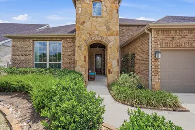 335 Kerry Bog Lane, The Woodlands, TX 77382 - Photo 2