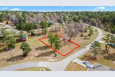 138 N Forest Drive, Huntsville, TX 77340 - Photo 1