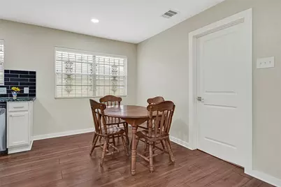 8615 Glenaire Street, Houston, TX 77061 - Photo 6