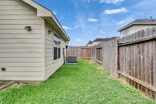 2650 Bammelwood Dr, Houston, TX 77014 - Photo 8
