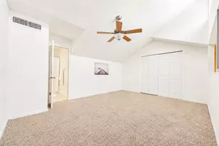 10811 Richmond Ave, Houston, TX 77042 - Photo 18