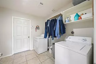 13018 Terrace Run Ln, Houston, TX 77044 - Photo 16