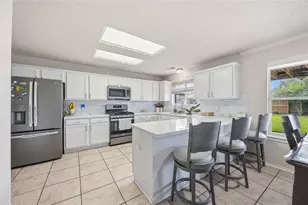13018 Terrace Run Ln, Houston, TX 77044 - Photo 10