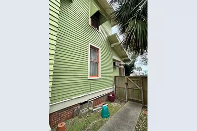 3210 Avenue Q, Galveston, TX 77550 - Photo 10