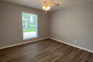 27226 Pyeatt Ln, Conroe, TX 77385 - Photo 18