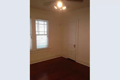 4027 Ave R, Galveston, TX 77550 - Photo 14