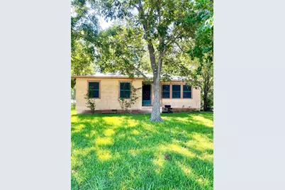 109 E Heard Street, Ganado, TX 77962 - Photo 1