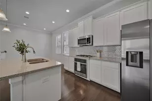 9603 Cambridge Manor Ln, Houston, TX 77045 - Photo 4