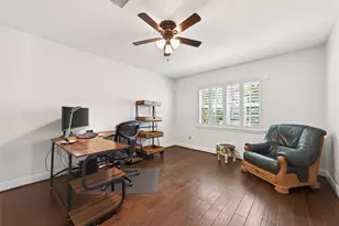 12559 Westerley Ln, Houston, TX 77077 - Photo 8