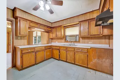 1216 N Hendrix Avenue, Diboll, TX 75941 - Photo 14