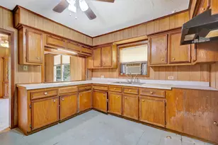 1216 N Hendrix Ave, Diboll, TX 75941 - Photo 14