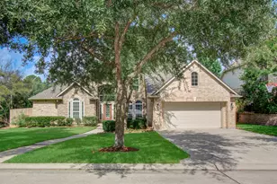 2512 Eagle Post Dr, Conroe, TX 77304 - Photo 2