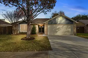 3411 Sam Houston Dr, Sugar Land, TX 77479 - Photo 32