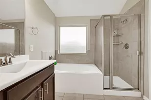 2762 Donellan Dr, Houston, TX 77088 - Photo 20