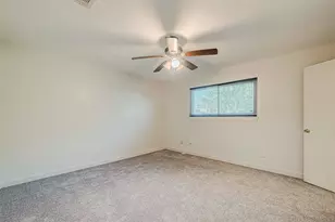 610 Bienville Ln, Houston, TX 77015 - Photo 10