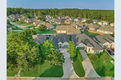 263 Bentwood Drive, Montgomery, TX 77356 - Photo 4