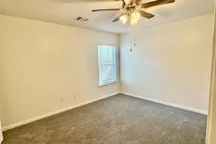 26680 Pools Creek Dr, Huntsville, TX 77320 - Photo 10