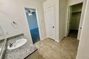 26680 Pools Creek Dr, Huntsville, TX 77320 - Photo 8